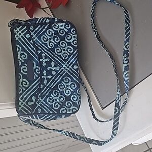COPY - Vera Bradley crossbody purse NWOT